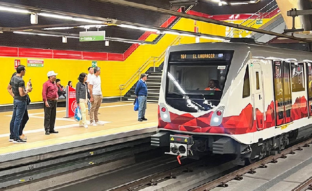 Metro de Quito operará con horarios especiales durante el feriado de Navidad