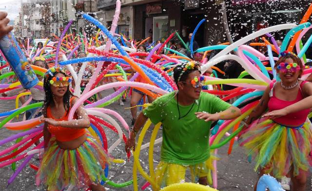 Ecuador se prepara para el feriado de Carnaval 2026: fechas y detalles oficiales