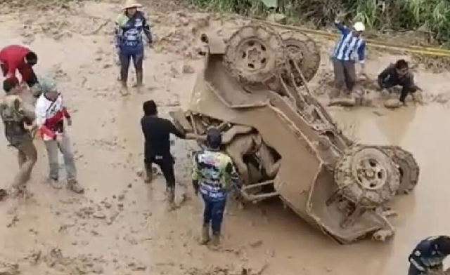 Caos en Tena: vehículo 4×4 pierde el control y deja varios heridos