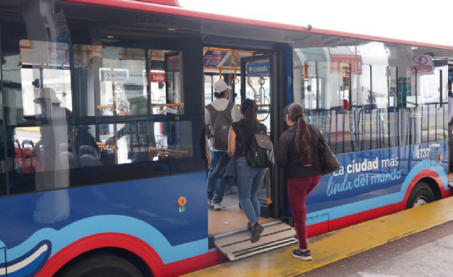 Trolebús y Ecovía tendrán horarios especiales durante el feriado de noviembre en Quito.