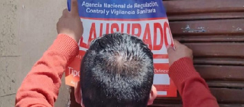 ARCSA clausura tres restaurantes en Quito por grave infestación de cucarachas