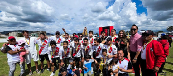 Emotiva final del Torneo Oficial de Fútbol Senior Copa Fibramax Ecuador en San Pedro de Taboada