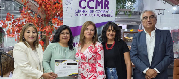 La Cámara de Comercio de la Mujer Rumiñahui celebró el reconocimiento a la Mujer, Madre y Empresaria 2026